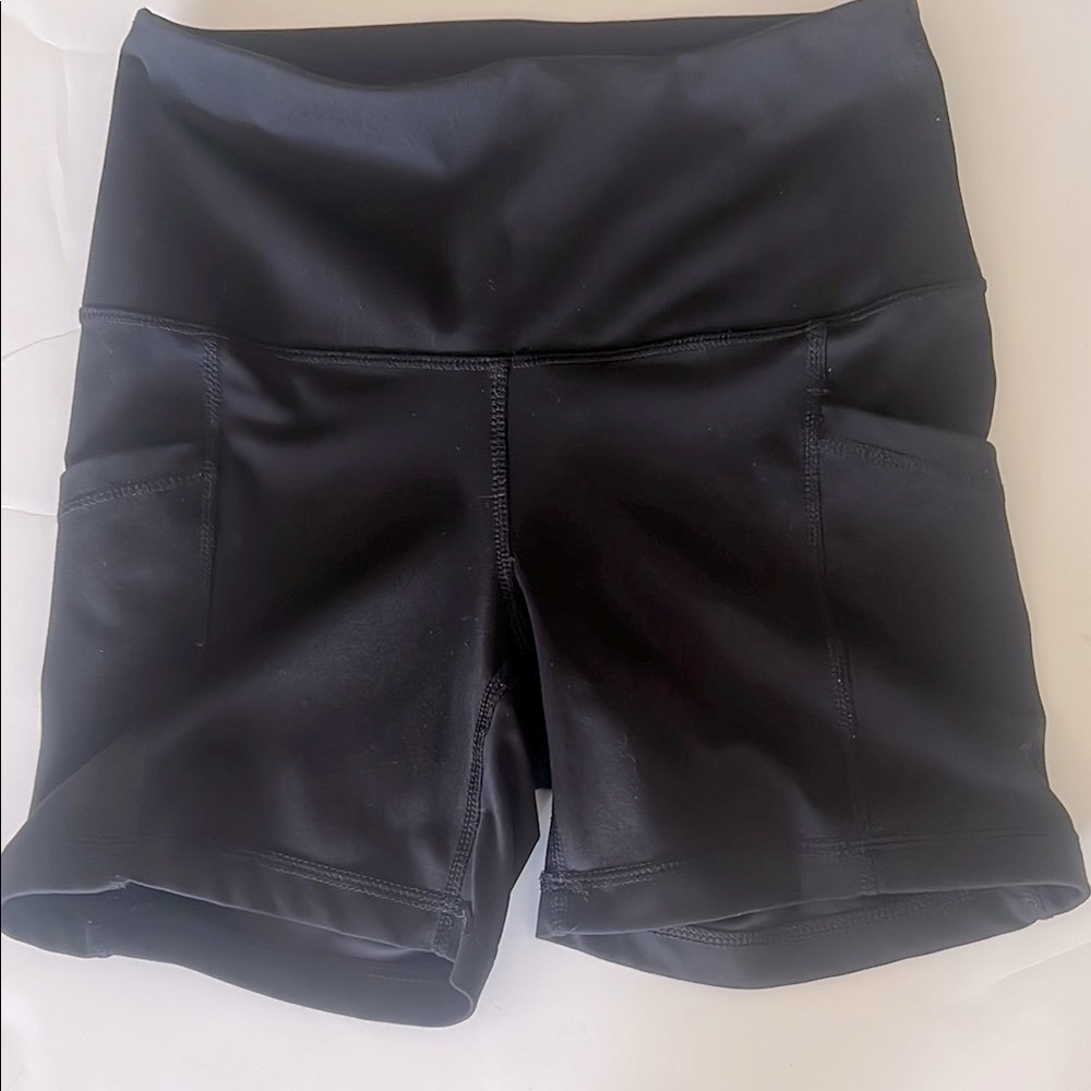 Yogalicious Black Compression Bike Shorts Size XS